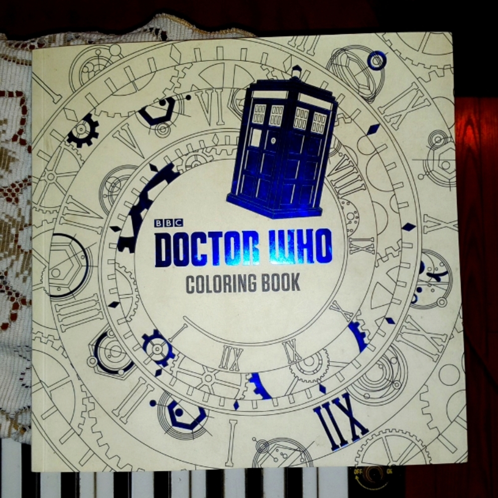 NEW DOCTOR WHO COLORING BOOK complex patterns